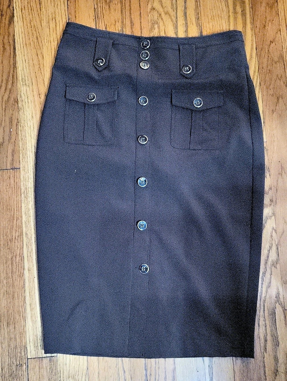New York & Company Button-Front Pencil Skirt in Brown Like New. Size 6